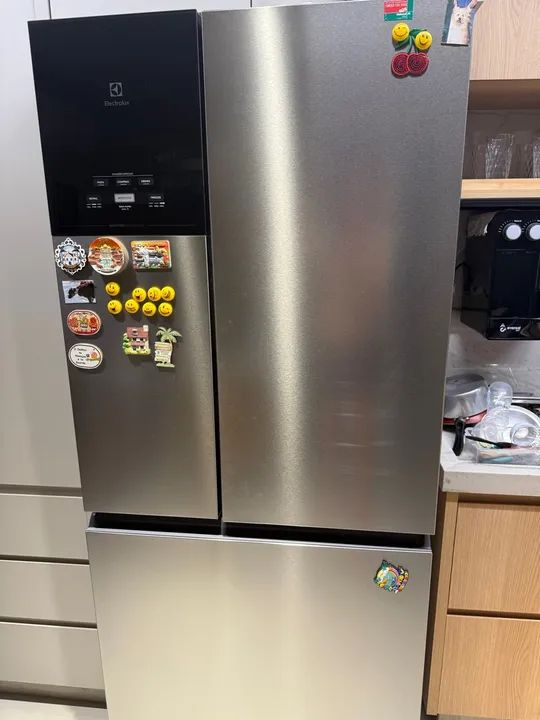 Compra geladeira barato se possível sem gás saída pra Neropolis ou mesmo em Neropolis 