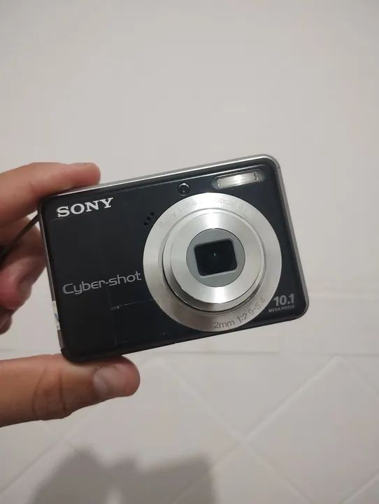 Câmera Digital Sony Cyber-shot 10.1 MP dsc s930