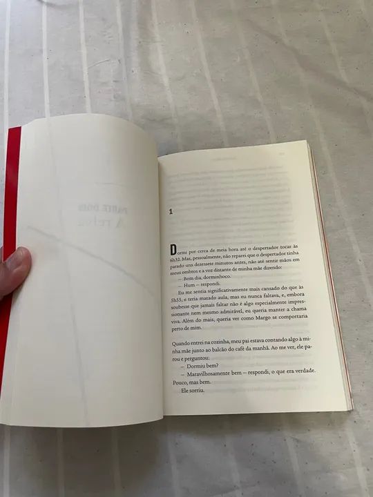 Livro CIDADES DE PAPEL de JOHN GREEN - Foto 2