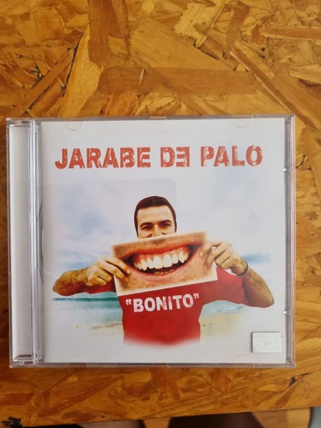 3 CDs música em espanhol. 02 Jarabe de Palo, 01 Julieta Venegas