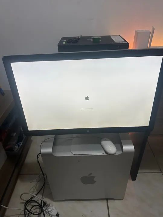 MacPro Server + Apple Cinema Display 27? (leia) - Foto 4