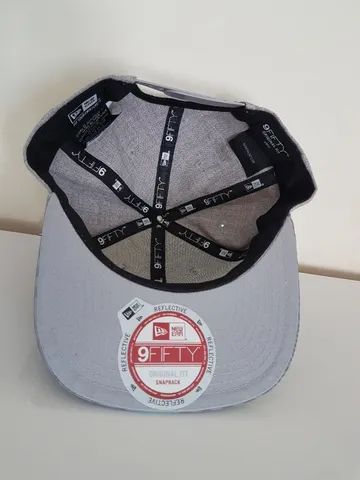 Boné New Era Aba Reta Cinza Aba Refletiva Original - Foto 4