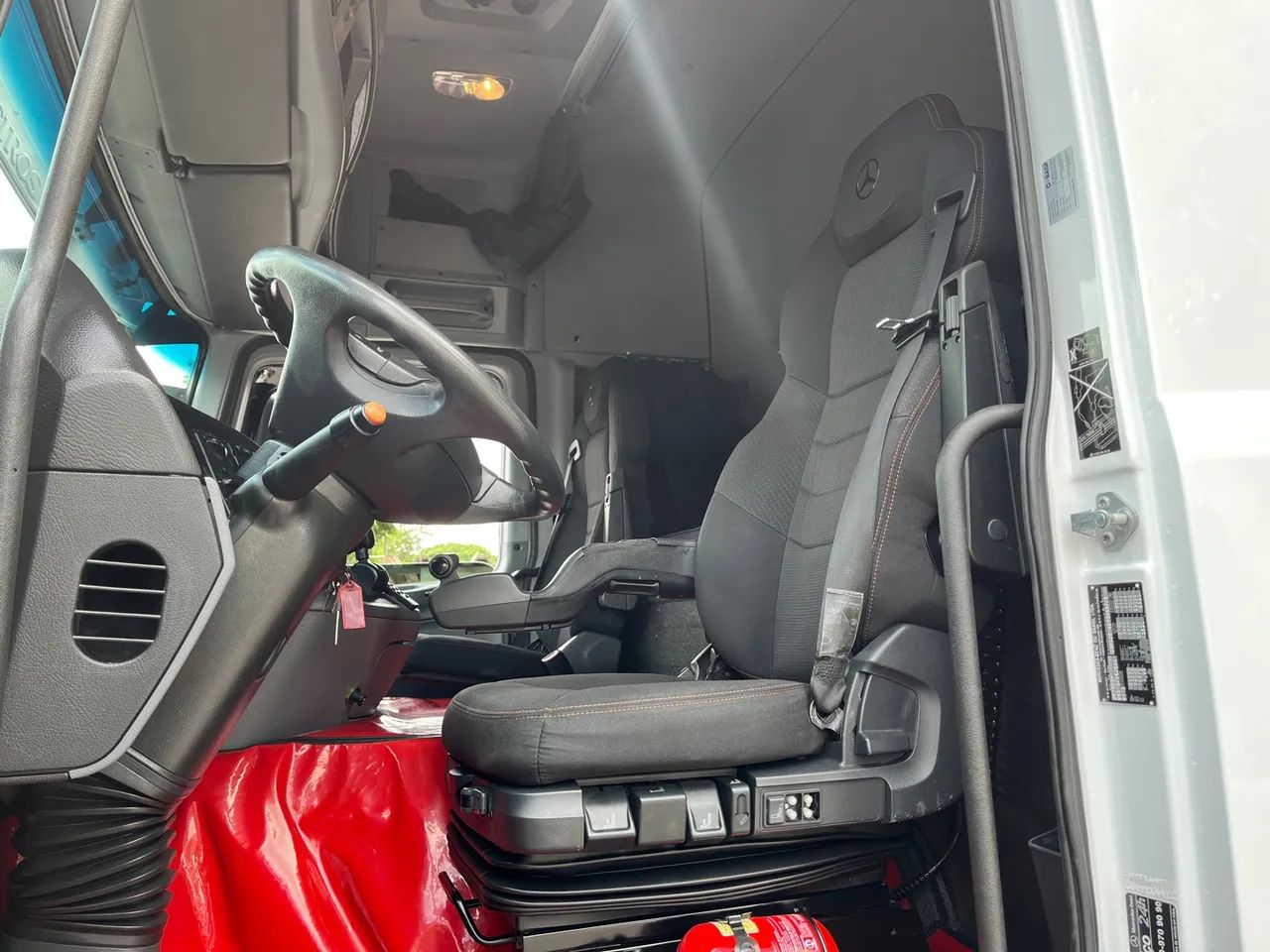 Mb Actros 2651 S 6x4 ano 2019 abaixo da fipe - Foto 9