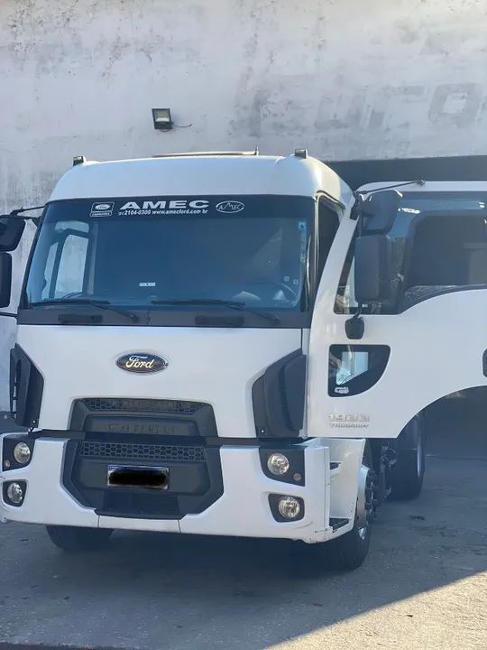 Ford Cargo 1933 2018