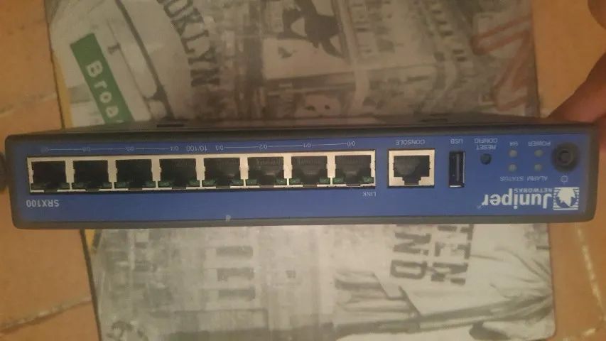 Junipper SRX-100