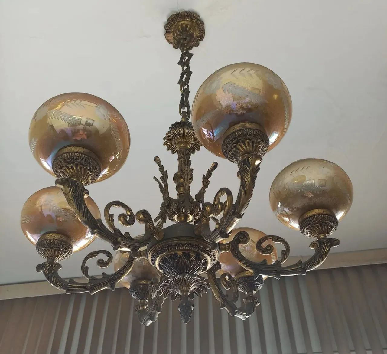 Lustre de bronze e Cristal Antigo