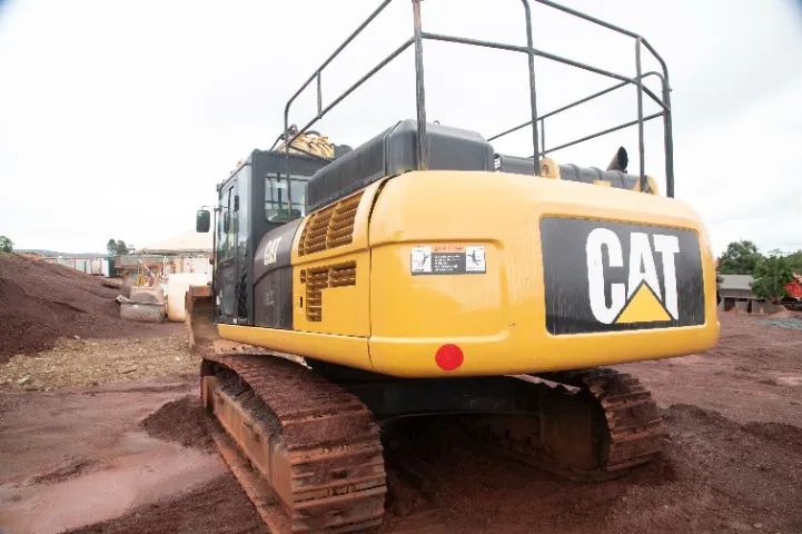 Escavadeira Caterpillar 35T - 336D2L - Foto 5