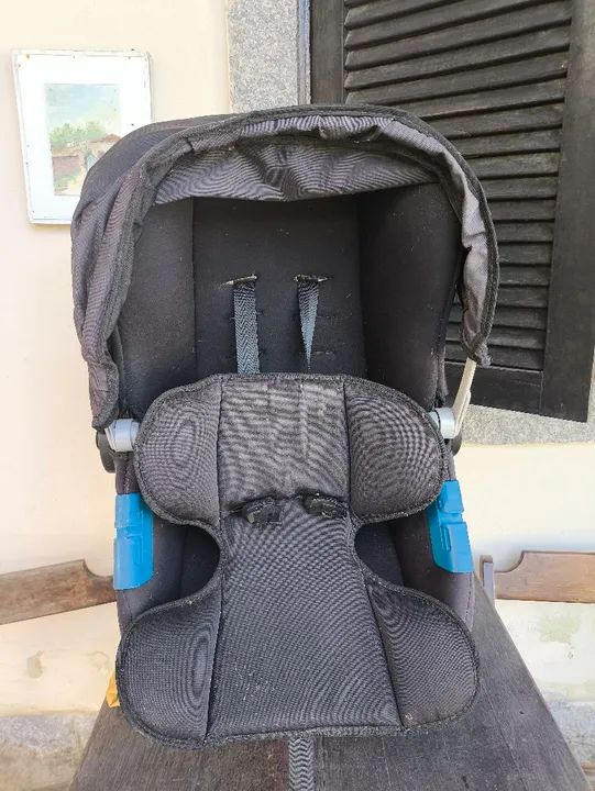 Cadeirinha automotiva Burigotto  Semi- nova