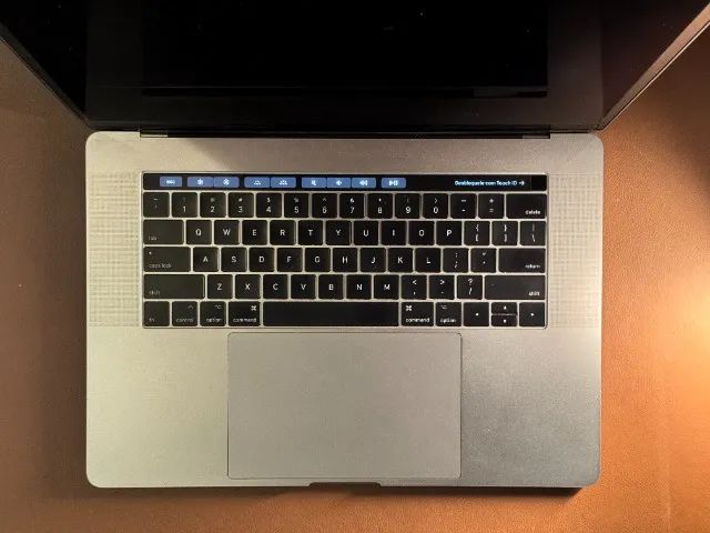 MacBook Pro 15" - i7 - 2017 - Foto 2