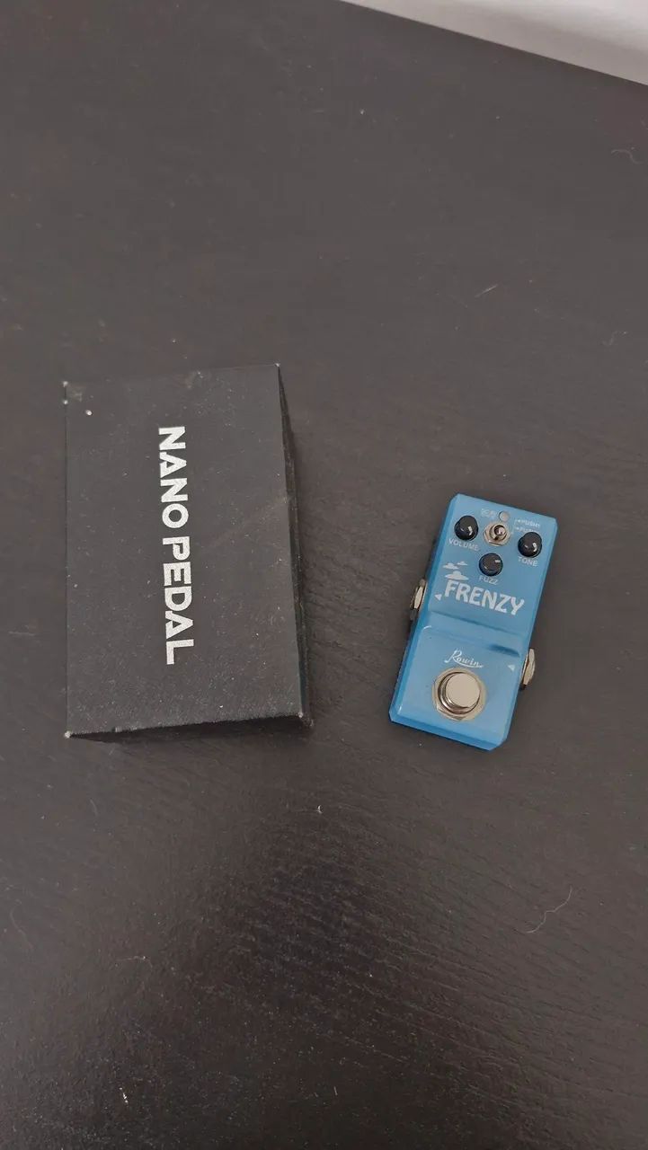 Pedal Rowin Fuzz Frenzy