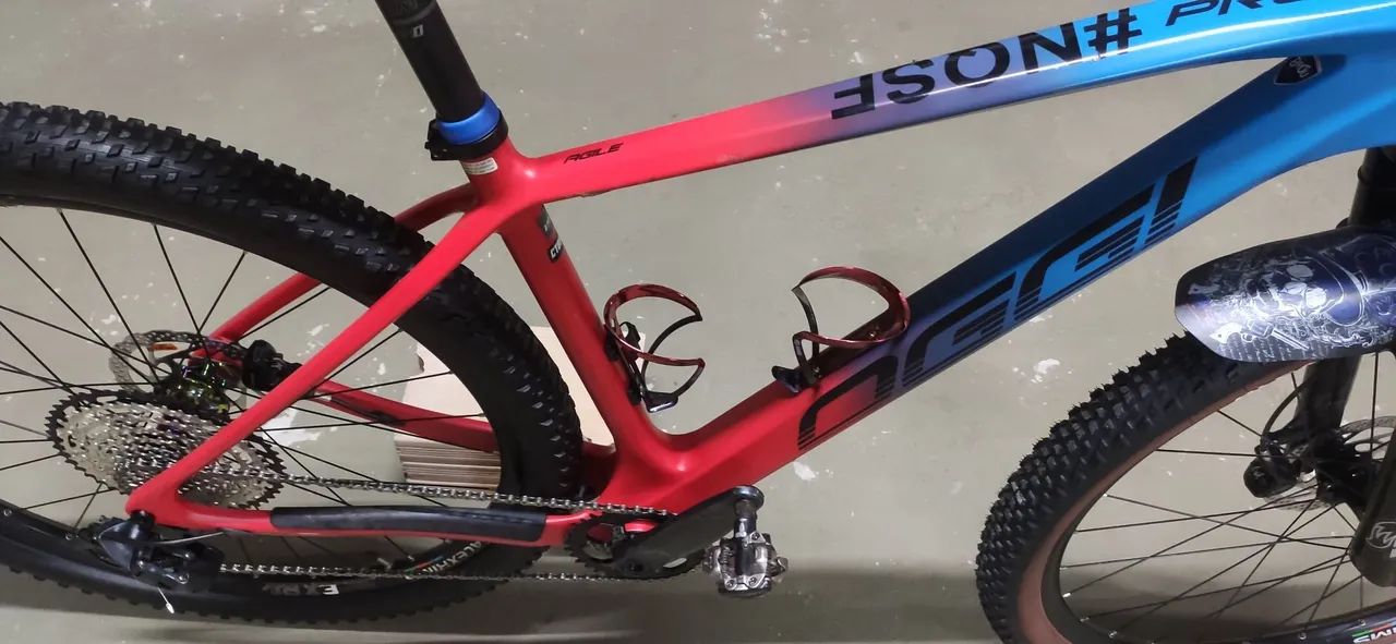 Bicicleta de competição aro 29 - carbono tamanho L 19 - Foto 5
