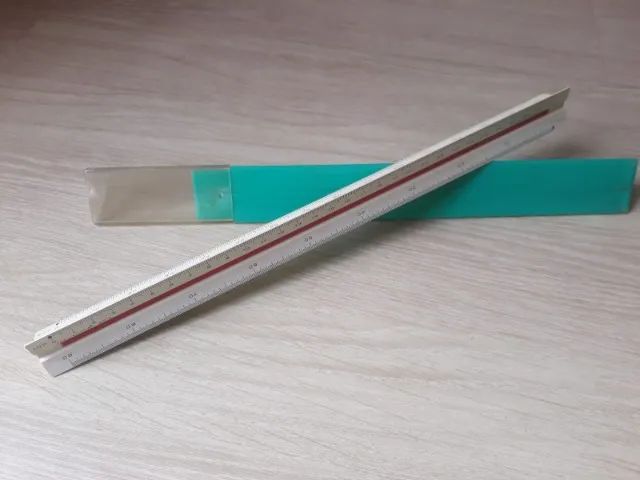 Escalímetro - régua triangular434735965558558720