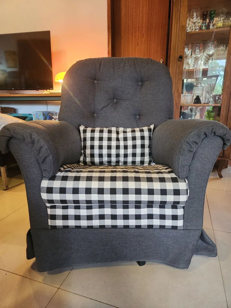 Poltrona confortável e elegante - Foto 2