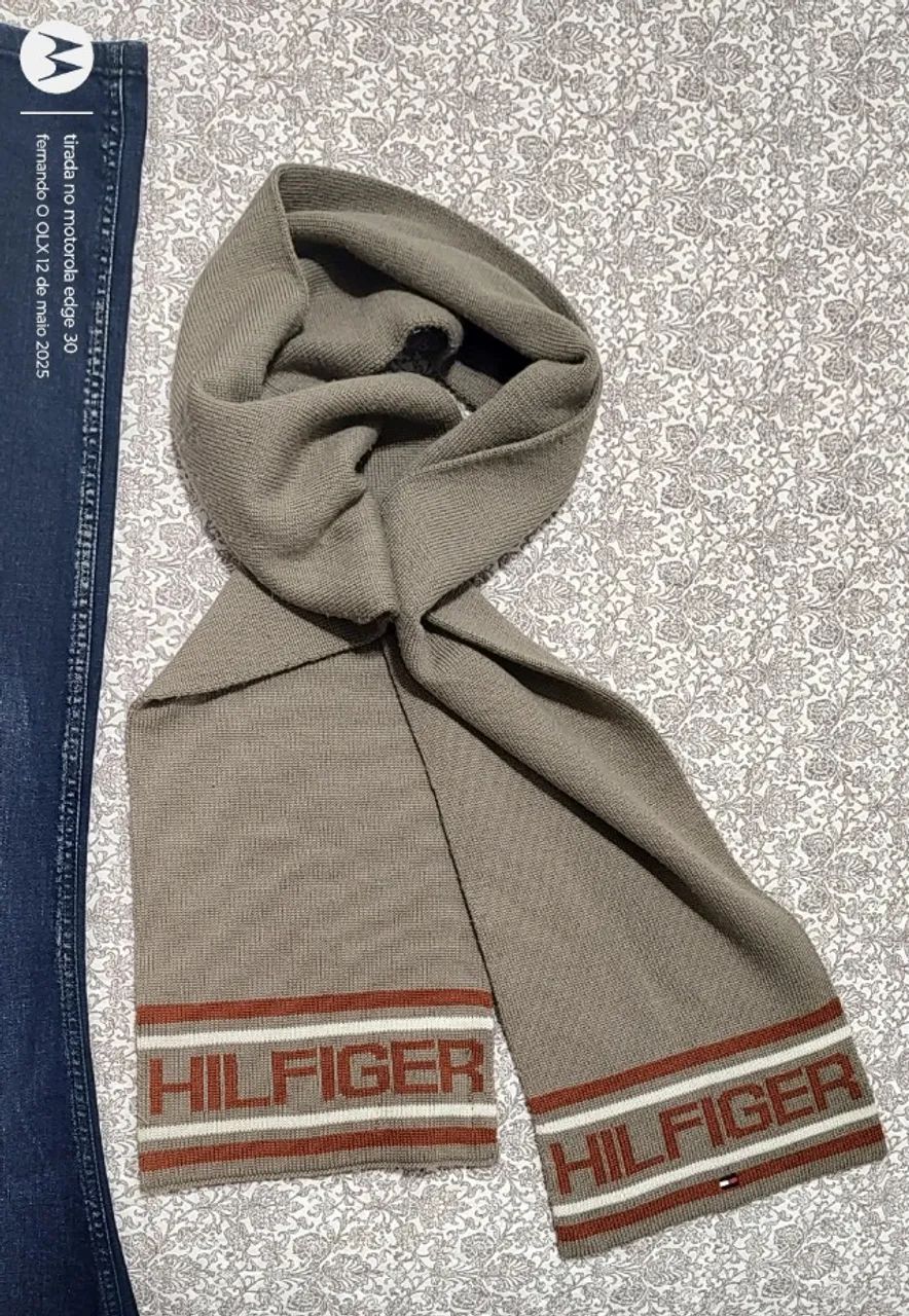 Cachecol Tommy Hilfiger + jeans Calvin Klein. BRINDE: 1 necessaire! - Foto 5