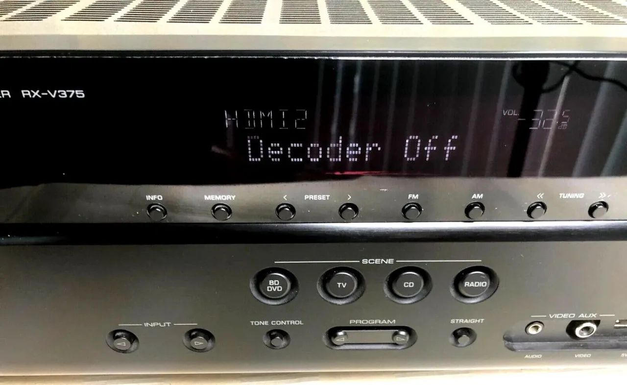 Receiver Yamaha RX-V375- 5.1 canal - Aparelhos de Som - Remédios