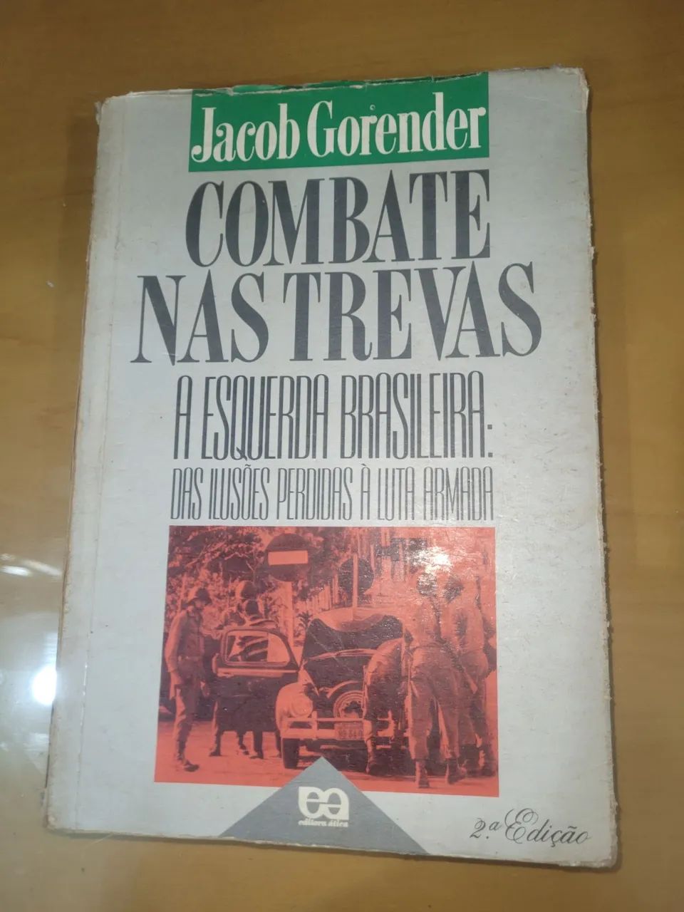 Combate nas Trevas - Jacob Gorender