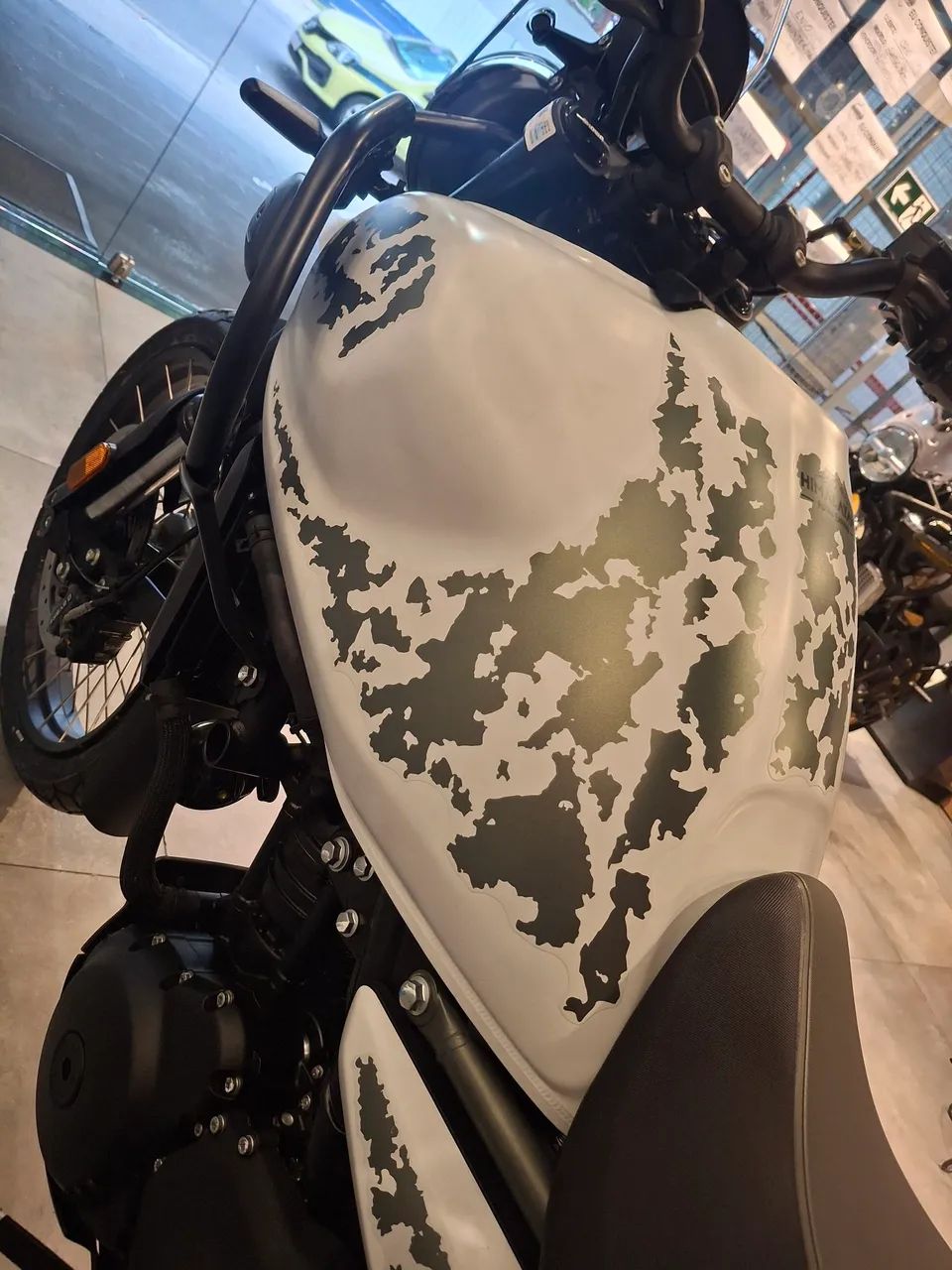 Himalayan Kamet Withe 450cc - Amanda - Foto 5