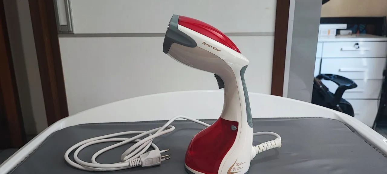 Vaporizador de roupas Black Decker 110 volts