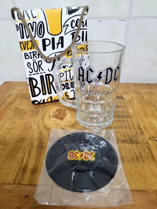 Caneca AC/DC - Back In Black