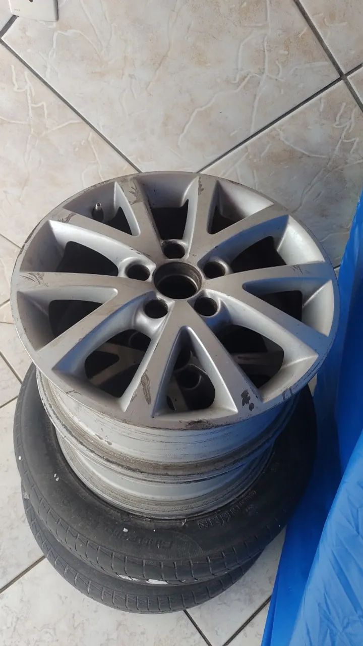 Jogo de rodas Jetta aro 16 5x112