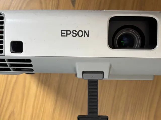 Projetor Epson LCD Projector H382F + Tela - Foto 2