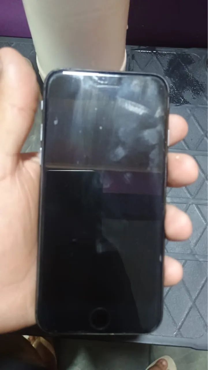 Vendo iPhone 8 funcionando perfeitamente   - Foto 3
