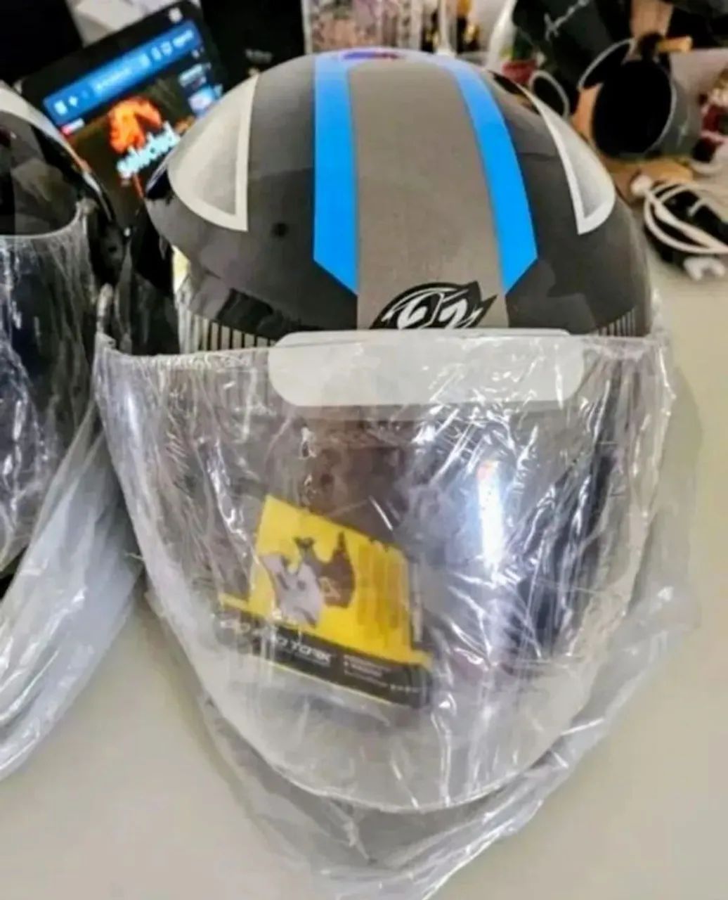 Par de Capacetes Modelo Abertos Pro Tork Novos + Nota Honda Yamaha Uber 99 Aplicativo - Foto 3