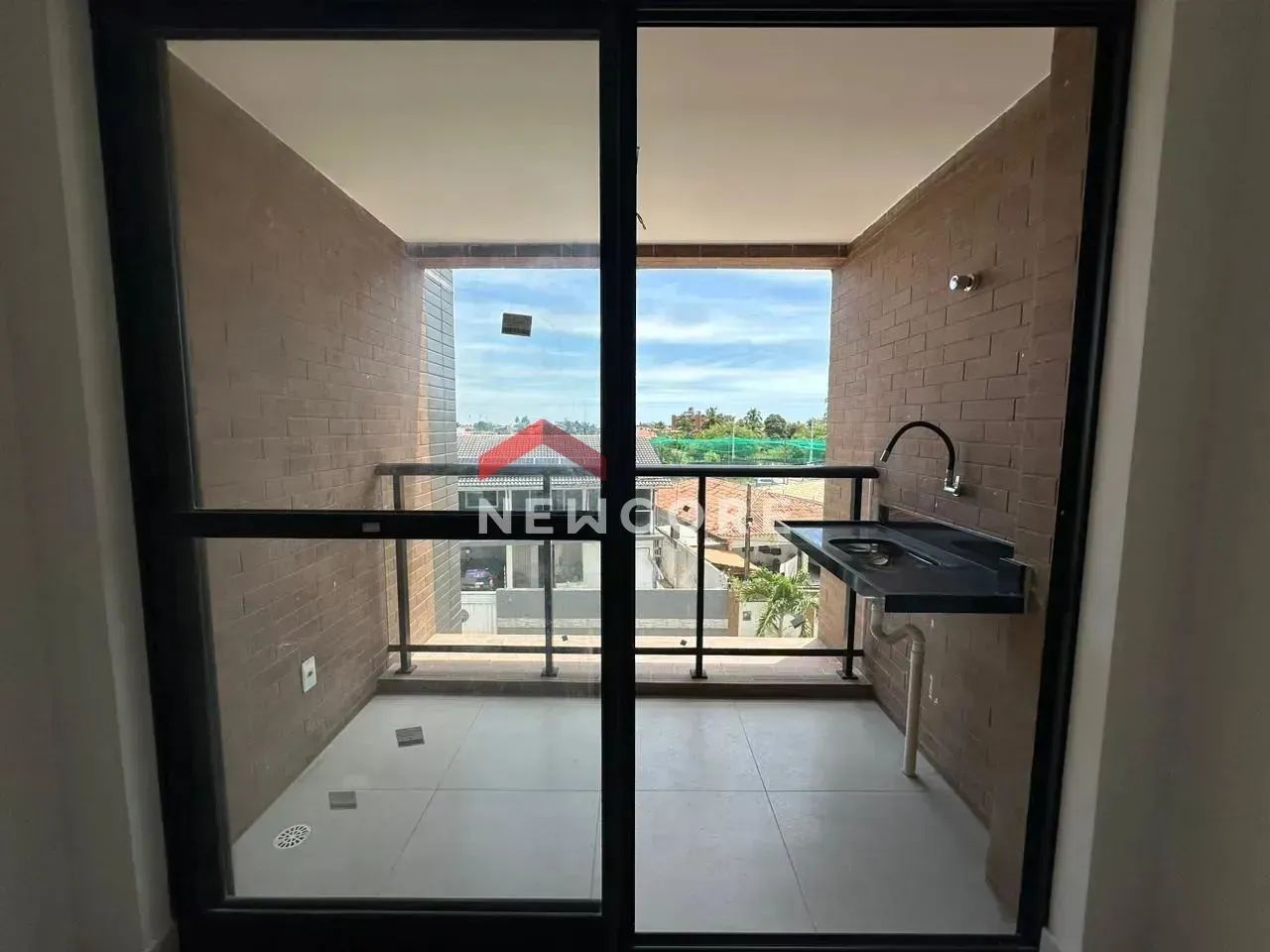 Apartamento em Rua Hilda Souto Maior de Figueiredo - Monte Castelo - Cabedelo/PB - Foto 2