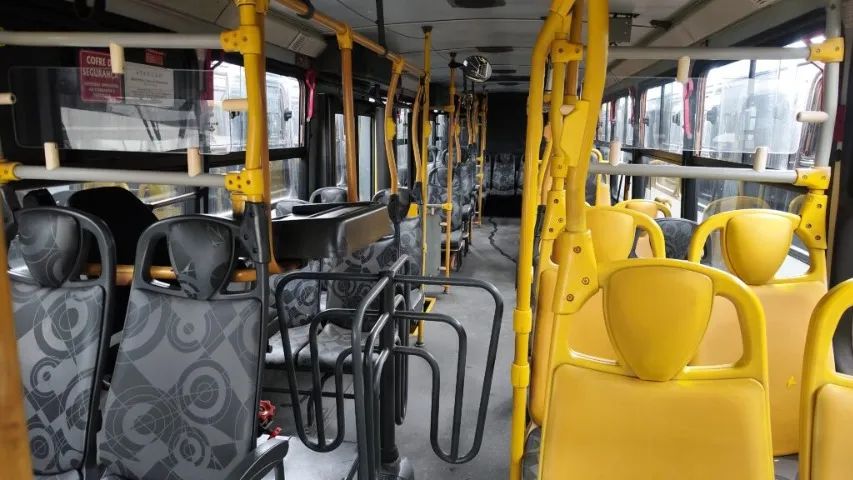Ônibus INDUSCAR APACHE VIP III - 2013 - Foto 4