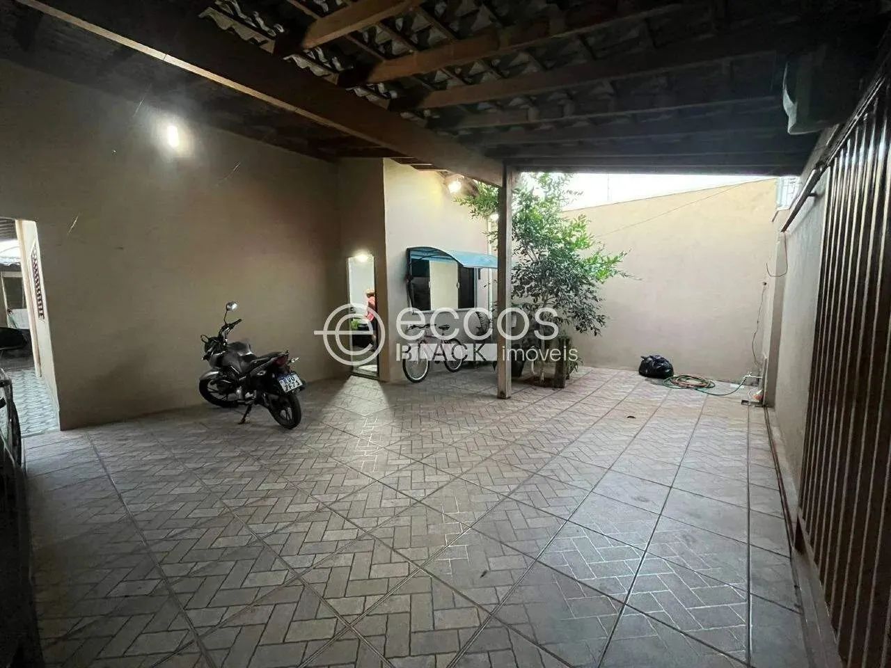 Casa à venda, 2 quartos, 1 suíte, 2 vagas, Antônia Cândida I - UBERABA/MG - Foto 2