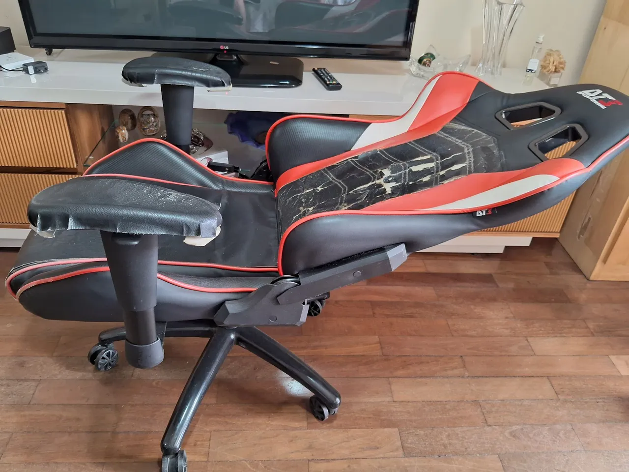 Cadeira Gamer DT3 Sports - Usada - Com Super Brinde Só Hoje!