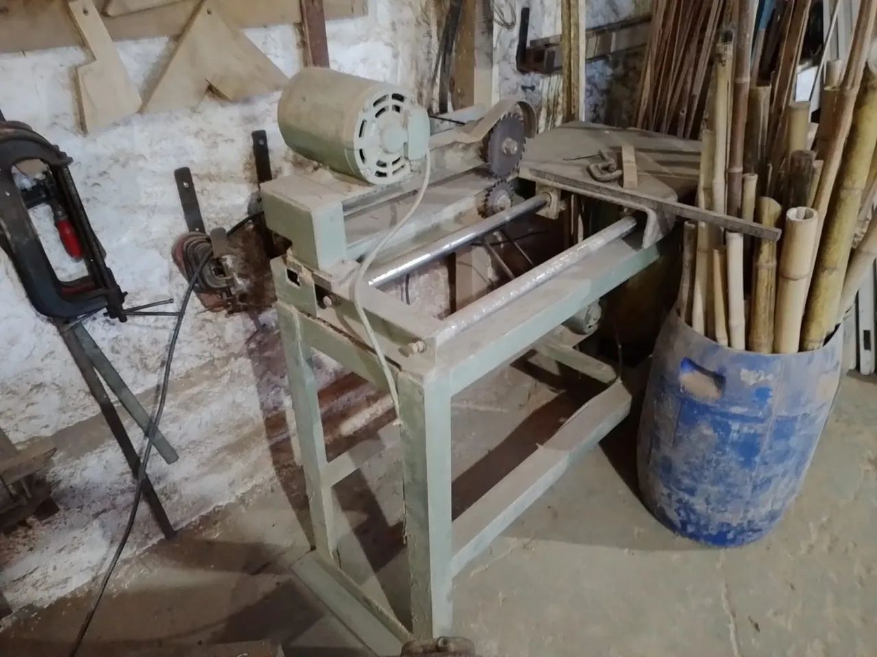 Serra Circular Industrial para Madeira e Bambu