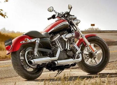 HARLEY-DAVIDSON XL SPORTSTER 1200 CUSTOM CA 2013 - Foto 2