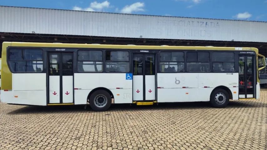 Ônibus INDUSCAR APACHE VIP III - 2013 - Foto 2