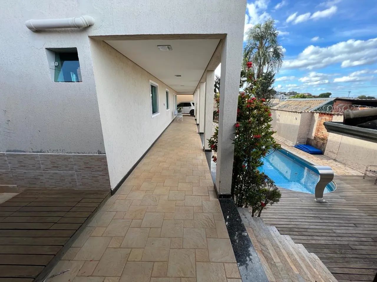 Casa para venda possui 460 metros quadrados com 6 quartos em Santa Mônica - Belo Horizonte - Foto 3
