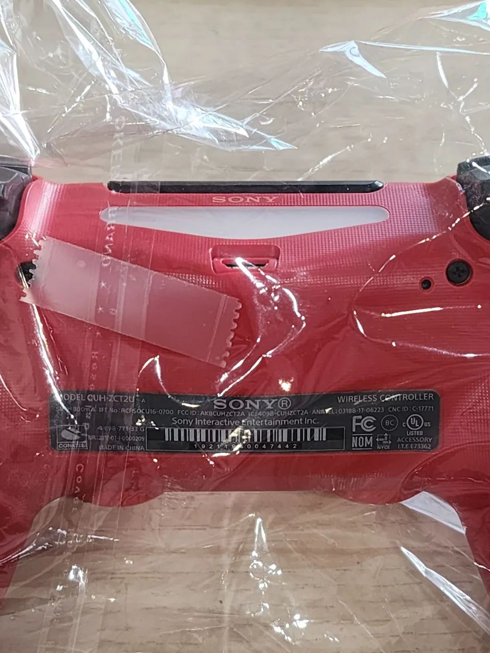 Controle de ps4 vermelho seminovo original - Foto 2
