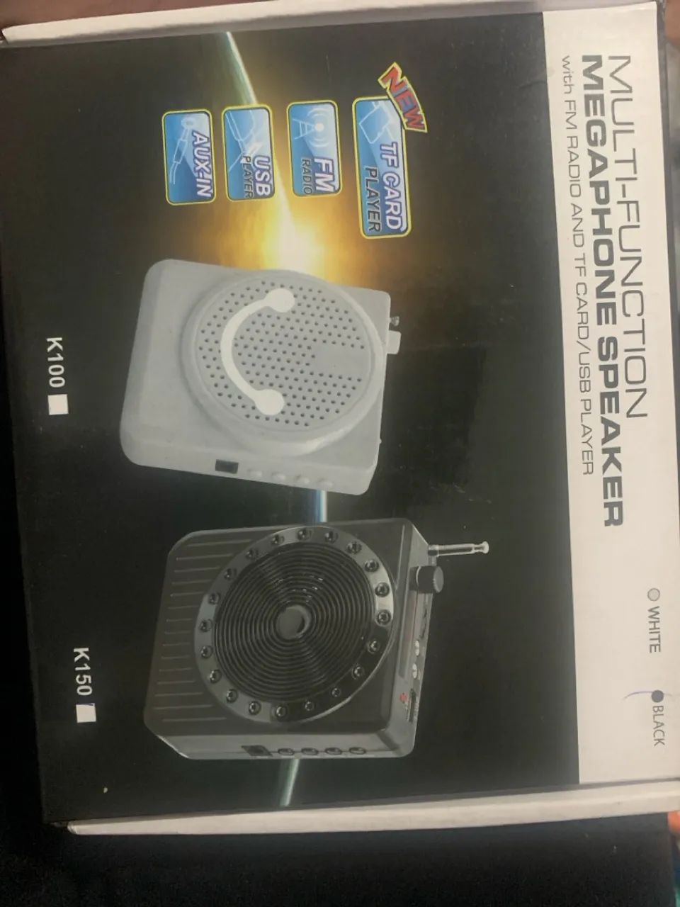 Megafone Speaker com Rádio FM e TF Card