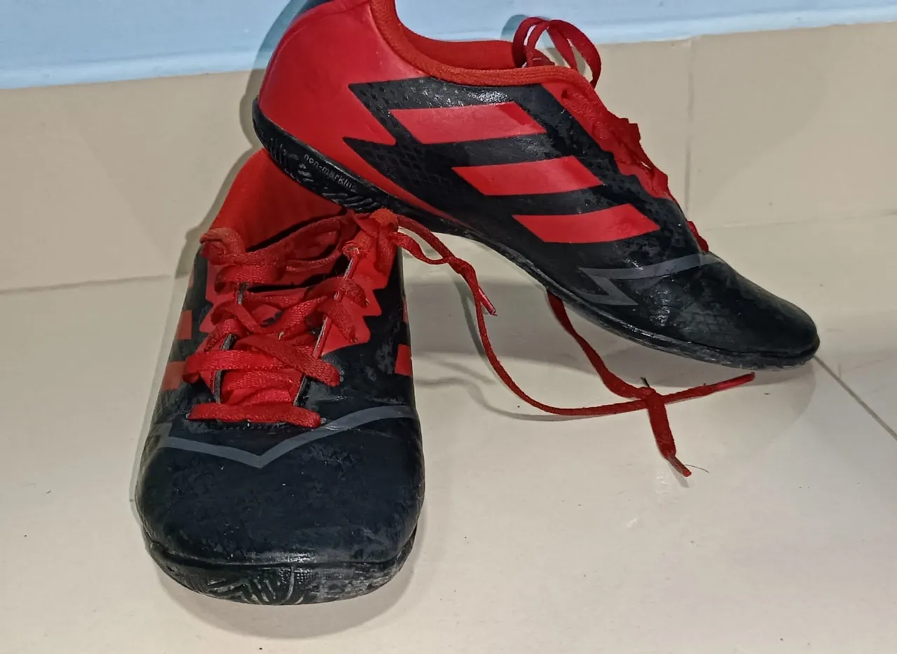chuteira adidas infantil tamanho 35