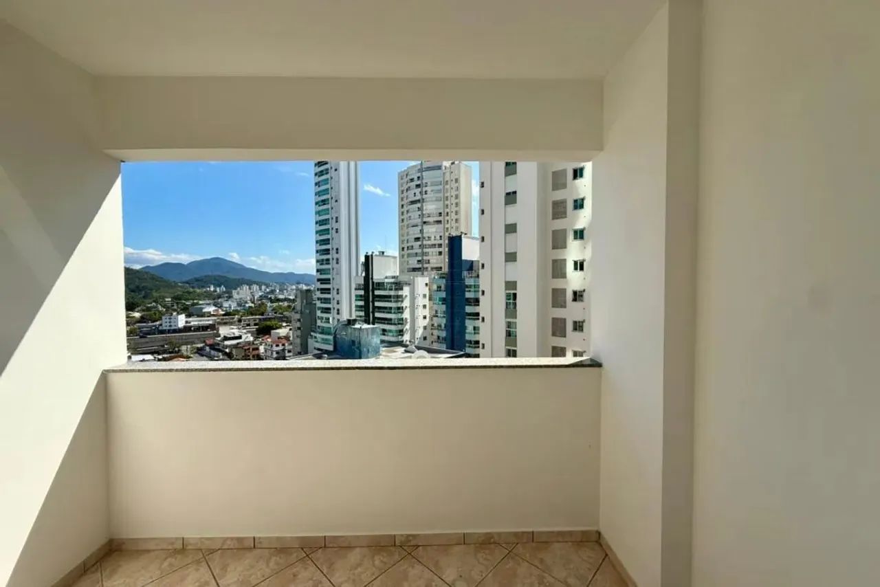 Av Brasil - Balneário Camboriú - Foto 7