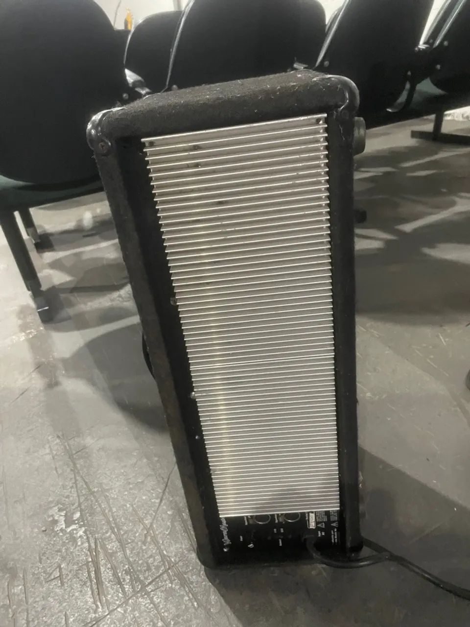 Amplificador de Baixo Warm Music Head Bass 410 - Foto 3