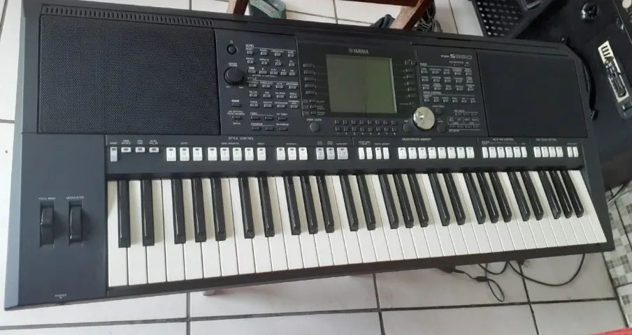 Marca: Teclado yamaha psr s950  