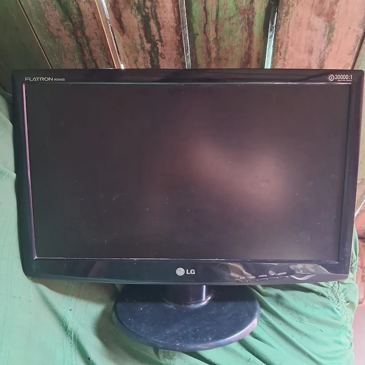 MONITOR