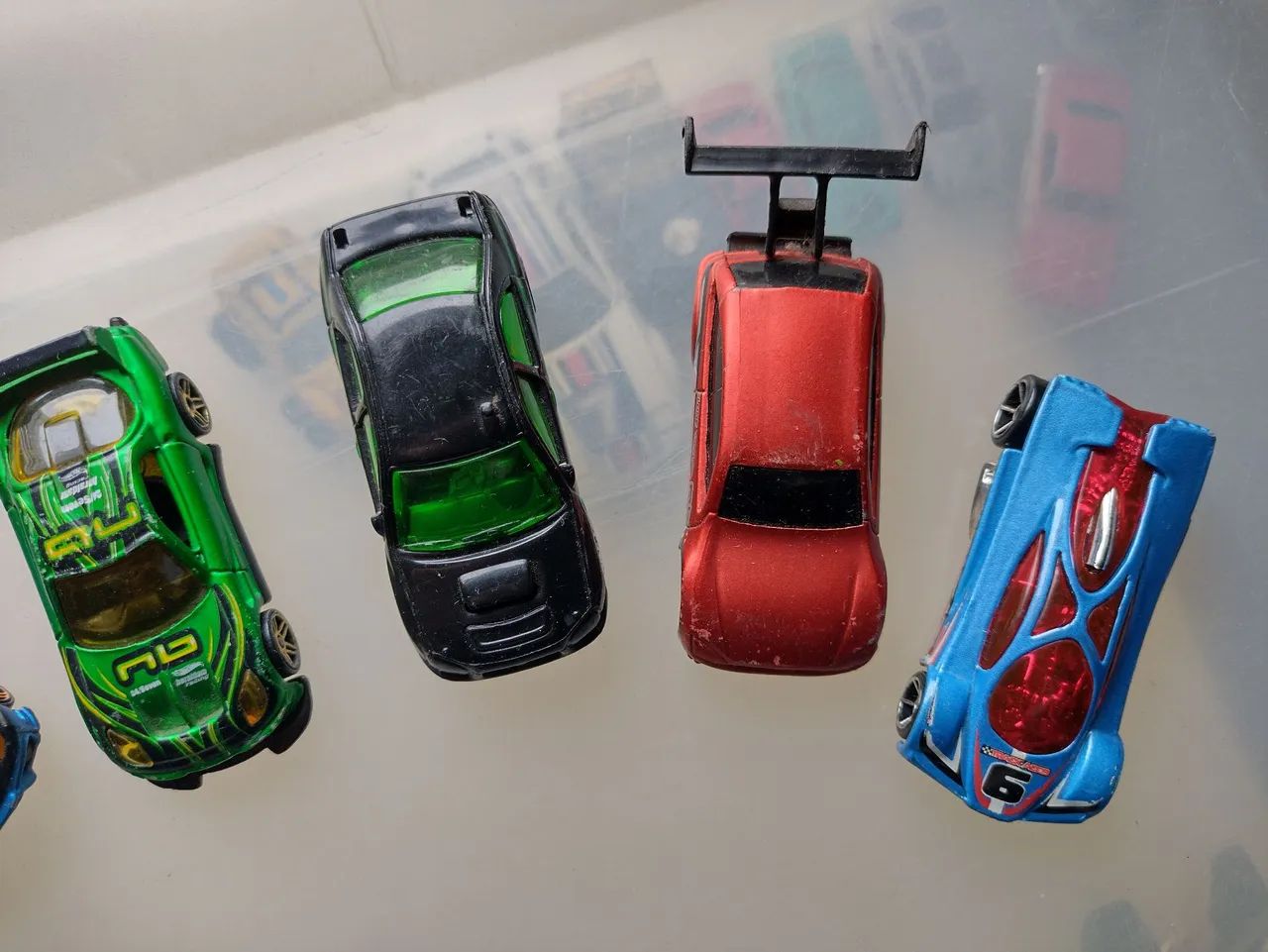 Carros Em Miniatura Hot Wheels Ano 2005 E Acima - Foto 2
