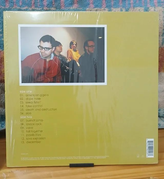 2 New Weezer LPS R$38864169290189057123