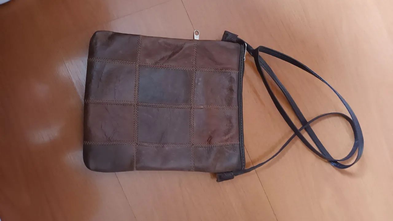 Bolsa transversal couro marrom 19x23 - Foto 2