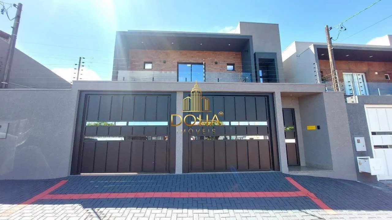 SOBRADO COM UMA SUÍTE E 2 QUARTOS NO PQ. VERDE