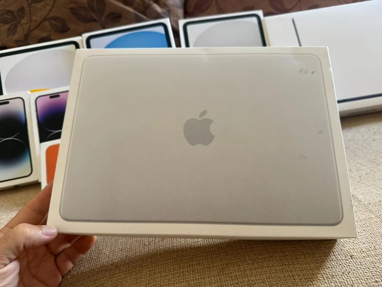 Macbook Neo 8/256gb Silver lacrado - Notebooks - Costa Azul
