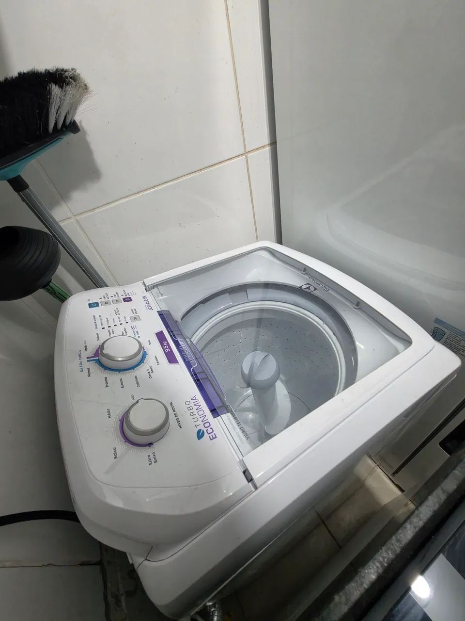 Máquina de Lavar Electrolux 8,5kg Jet&Clean (LAC09) - Muito Nova! - Foto 2