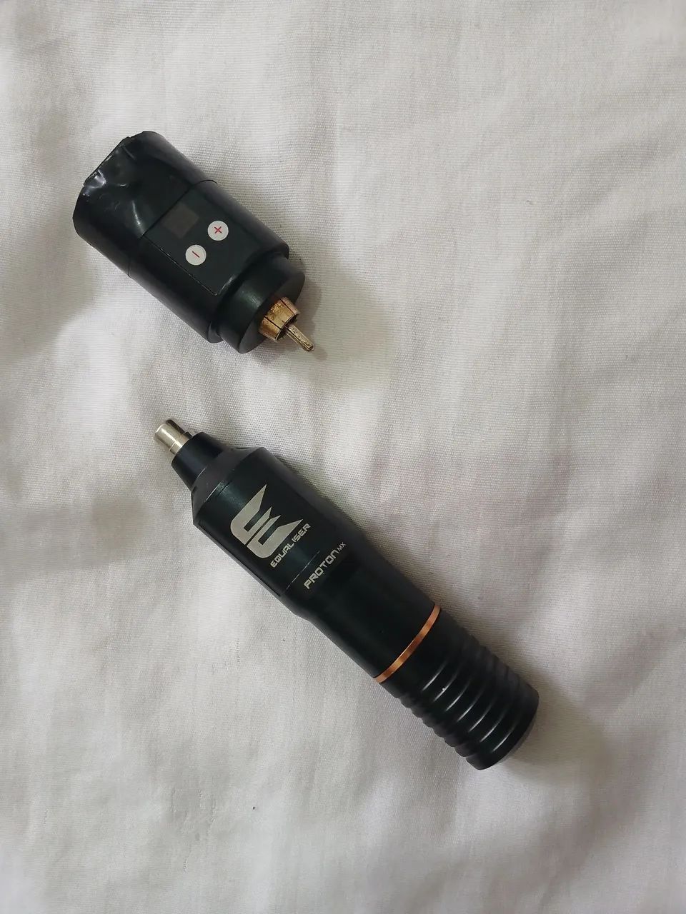 Máquina de tatuagem/tattoo Pen modelo Proton da marca Equalizer