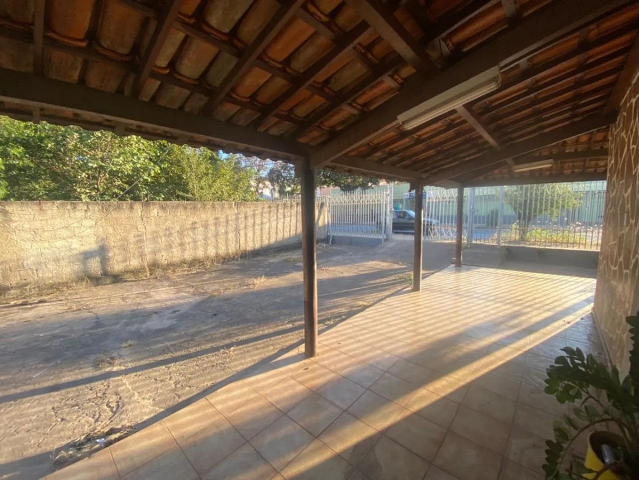 Casa com 4 quartos para alugar em Sete Lagoas - Foto 4